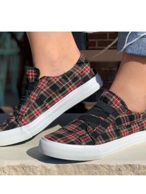 Blowfish Marley Plaid Slip On Sneakers Sz 9